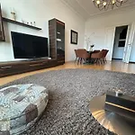 Apartamento **traumhafte City-wohnung // 120qm // 4-raeume** Leipzig